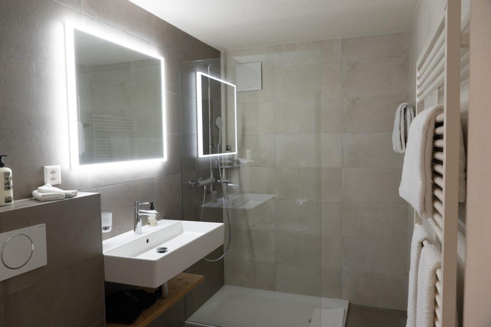 Hotel Alpenland Γκστάαντ Εξωτερικό φωτογραφία
